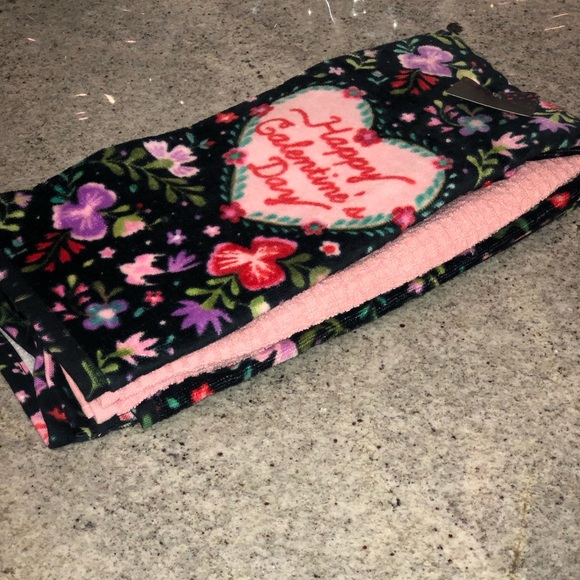 💖NWT💖 Rachel Zoe Happy Galentine’s Day Set of 3 Dish Towels - Picture 4 of 8